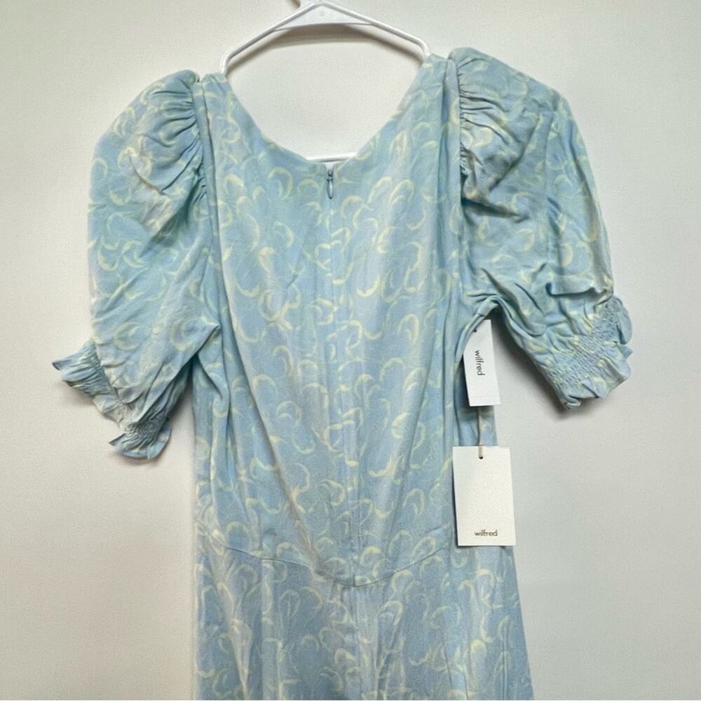 NWT Aritzia Wilfred Tome Midi Dress Aura Light Blue Short Sleeve Smocked Size 8 - Picture 9 of 10